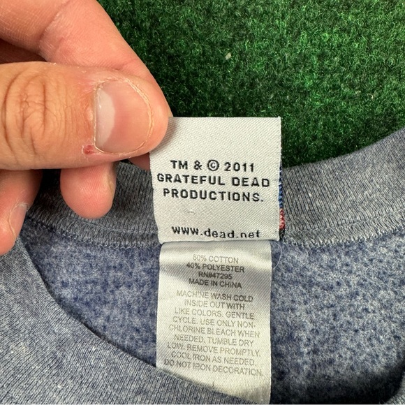 Grateful Dead Sweatshirt Adult Large Blue Gray Sweater 2011 (See Measurements) - Picture 6 of 10
